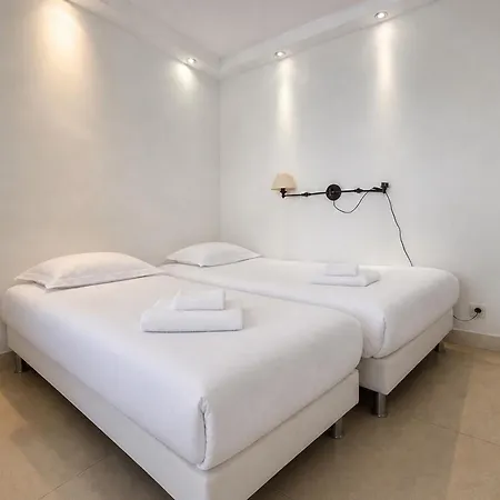 Cosy In The Center Of דירה *